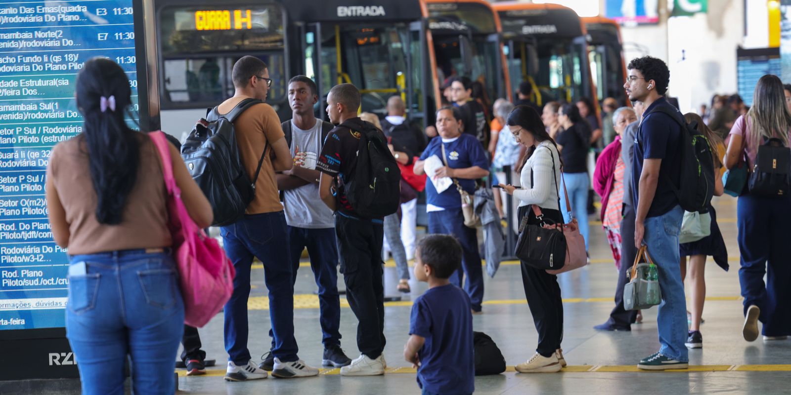 Transporte e insegurança fazem 40% das mulheres desistirem de emprego