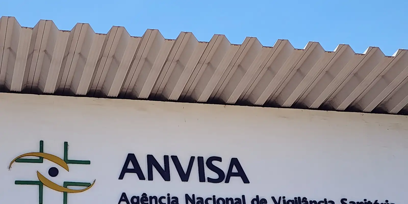Anvisa proíbe suplementos alimentares de origem desconhecida