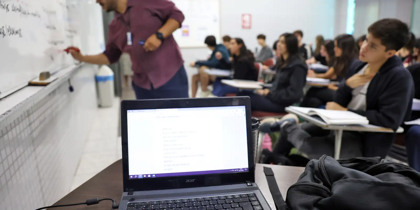 Docentes usam inteligência artificial para inovar e engajar alunos