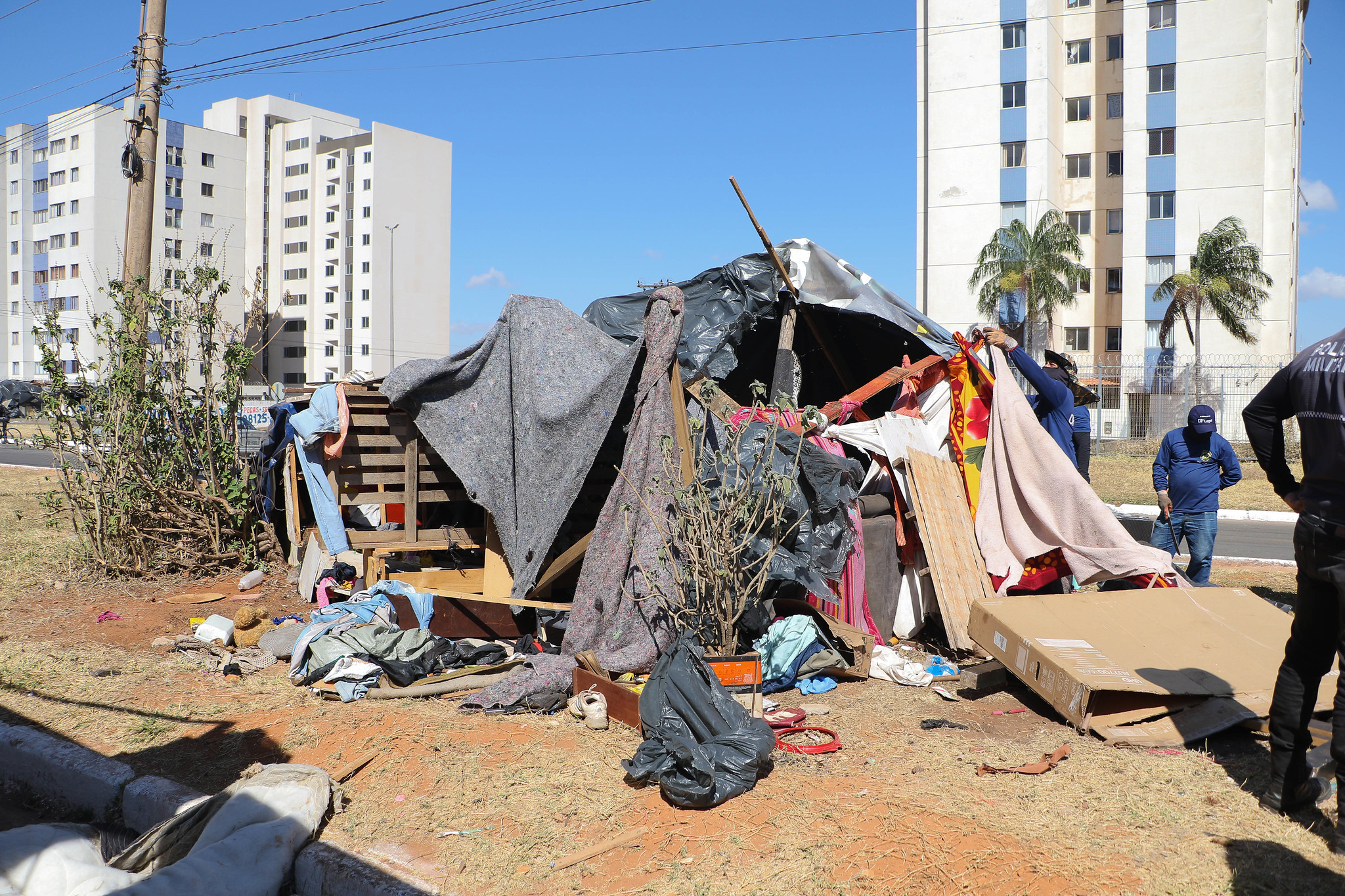Plano Piloto e Ceilândia recebem ação de acolhimento à população em situação de rua nesta terça (27)