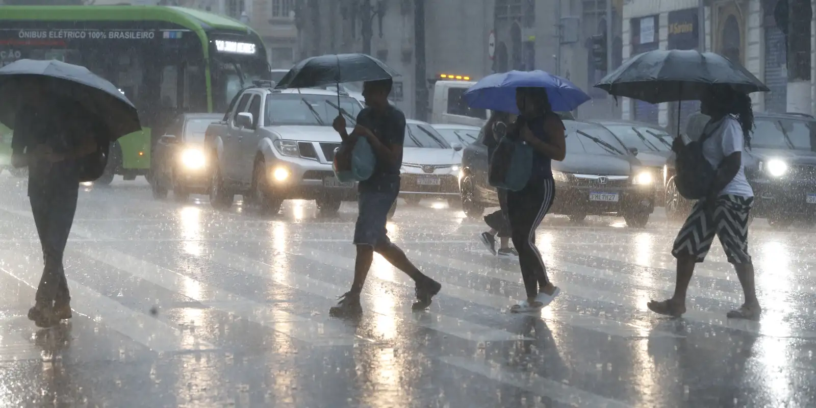 Defesa Civil alerta para chuvas fortes no estado de São Paulo
